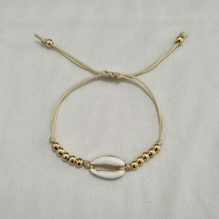 Holiday Round Beads Woven Shell Bracelet