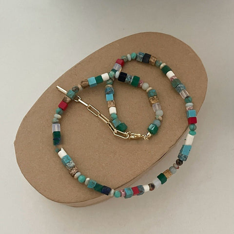 Colorful Natural Stone Necklace Niche Design